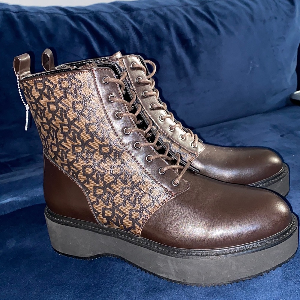 🎉DKNY Combat Boots
